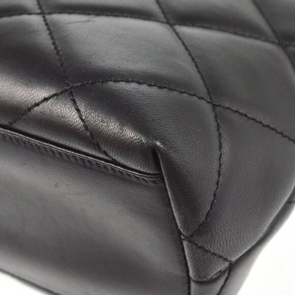 Chanel Black Lambskin Tote Bag - Picture 3 of 7